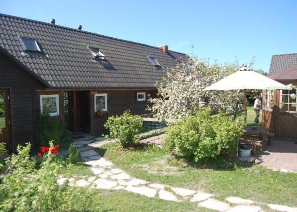 Laane Pansion Bed and Breakfast Käsmu Buitenkant foto